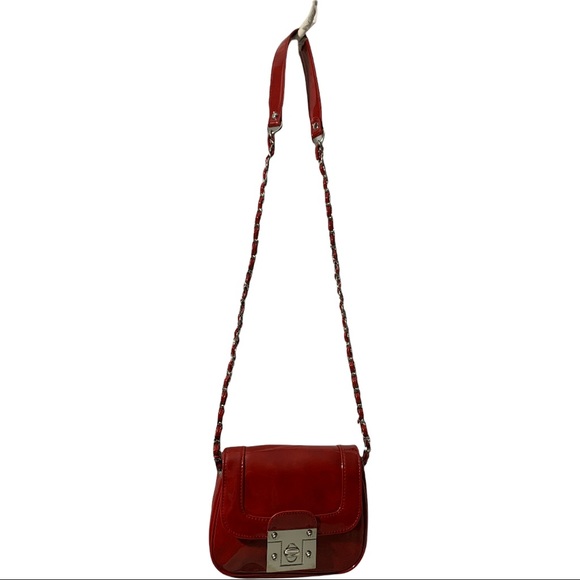 APTO 9Red Patent Leather Shoulder Bag - Picture 2 of 10